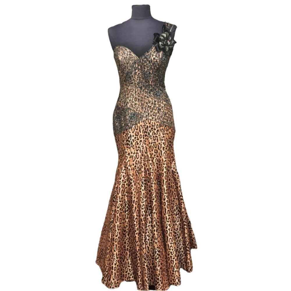 Tony Bowls Leopard One Shoulder Mermaid Gown size 8 Wedding Guest, Prom Formal